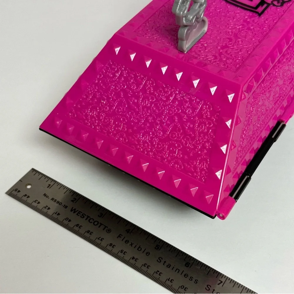 Monster High Create a Monster Design Lab Coffin Only 2011 Pink Black